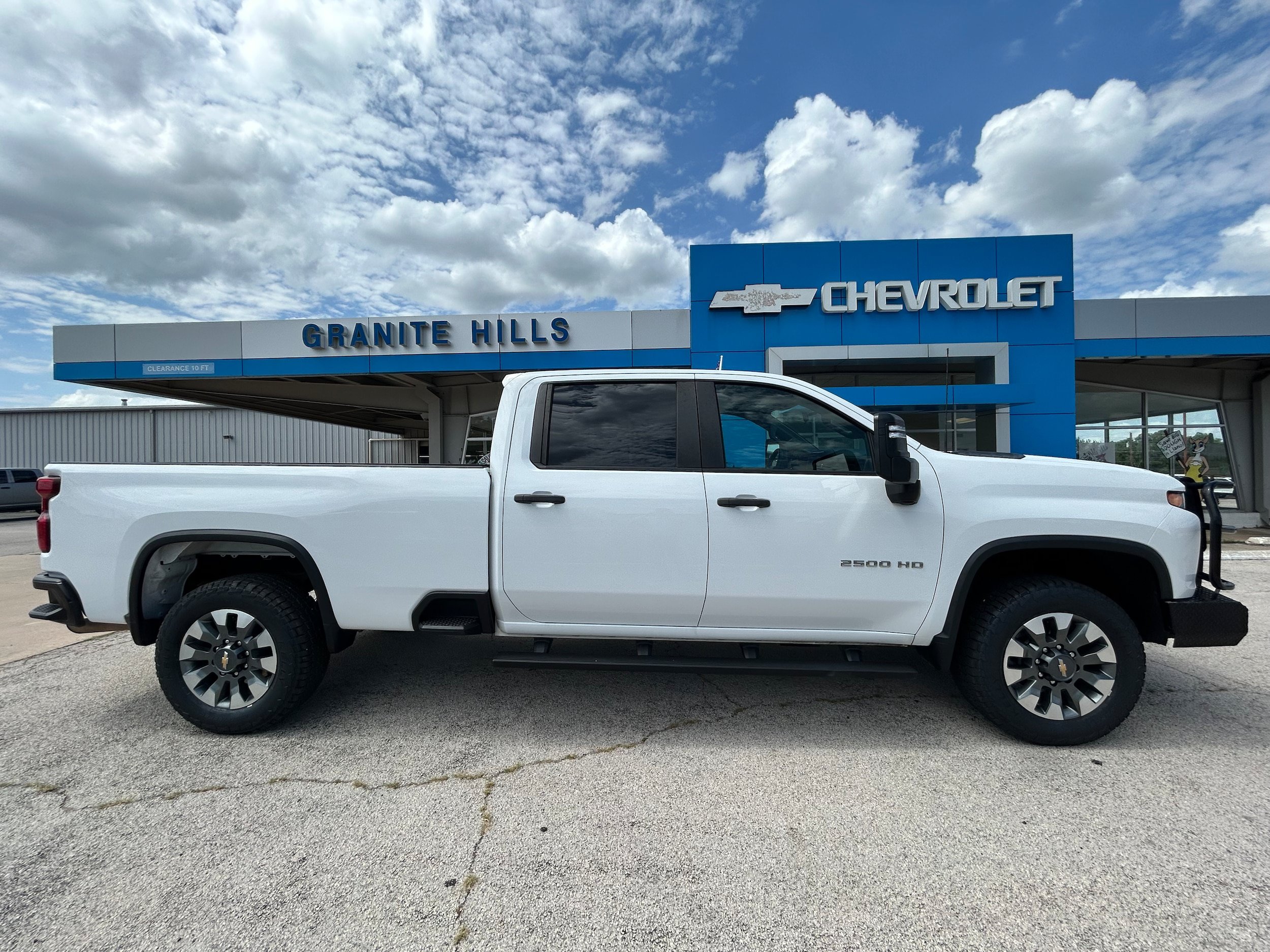 Used 2021 Chevrolet Silverado 2500 W/T w/ WT Convenience Package RWD image 9