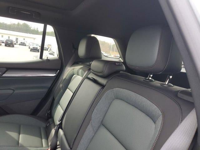 New 2026 GMC Terrain AT4 AWD/4WD image 9