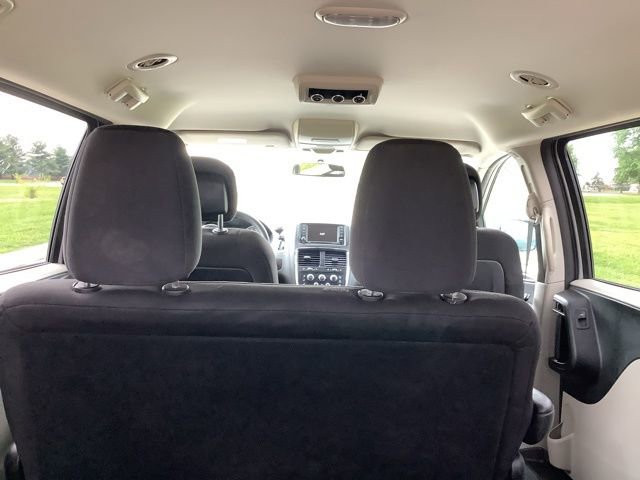 Used 2017 Dodge Grand Caravan SE w/ Power Window Group FWD image 11