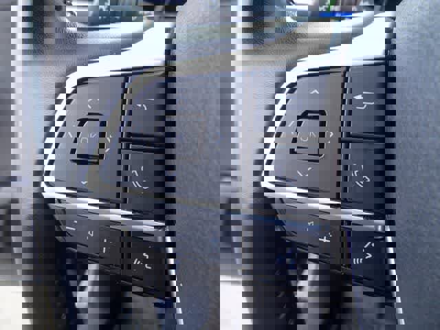 Used 2023 Toyota Highlander Bronze Edition image 21