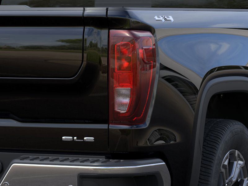 New 2026 GMC Sierra 1500 SLE w/ Preferred Package AWD/4WD image 11