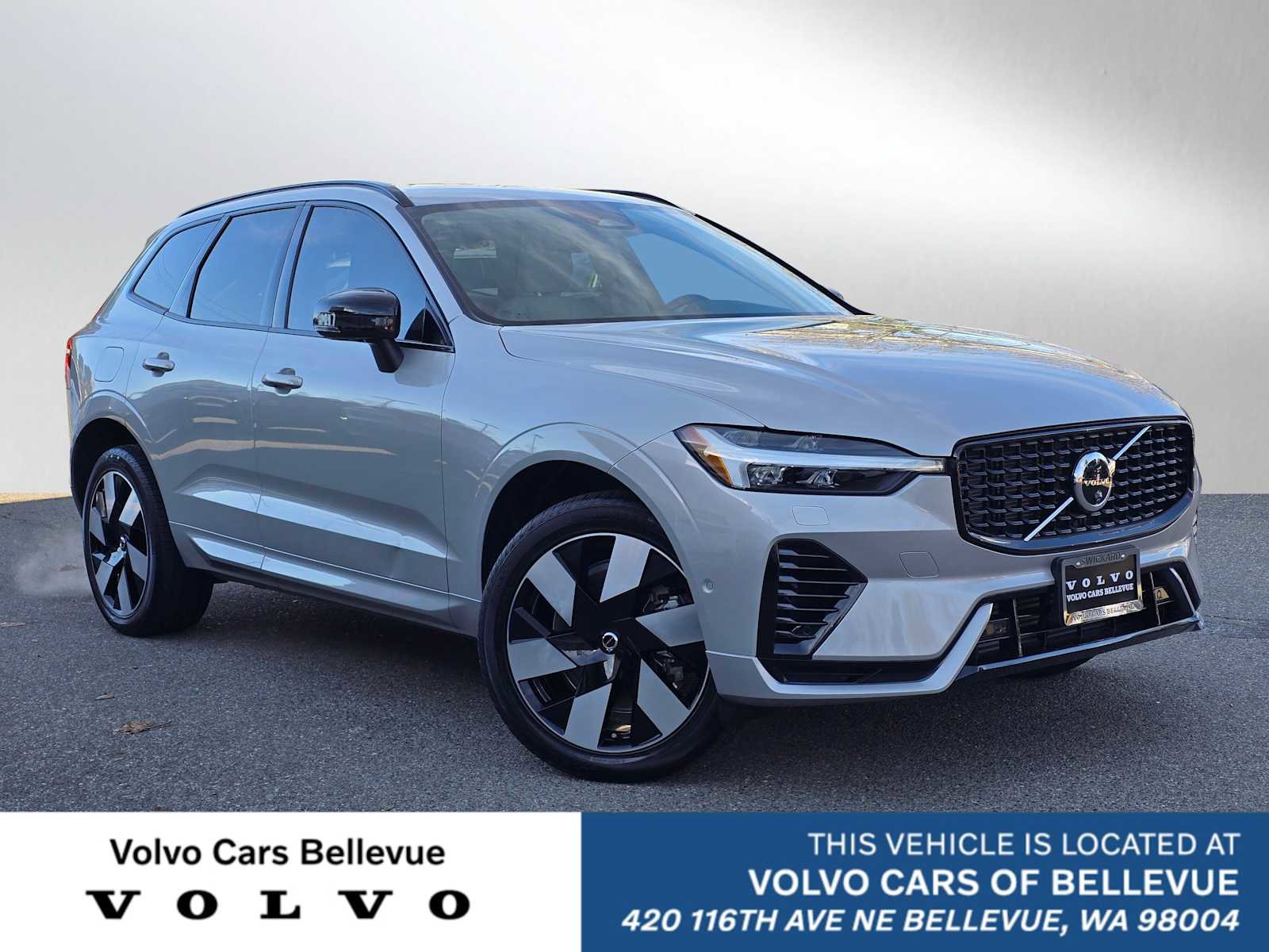 Certified 2024 Volvo XC60 T8 Plus w/ Protection Package Premier