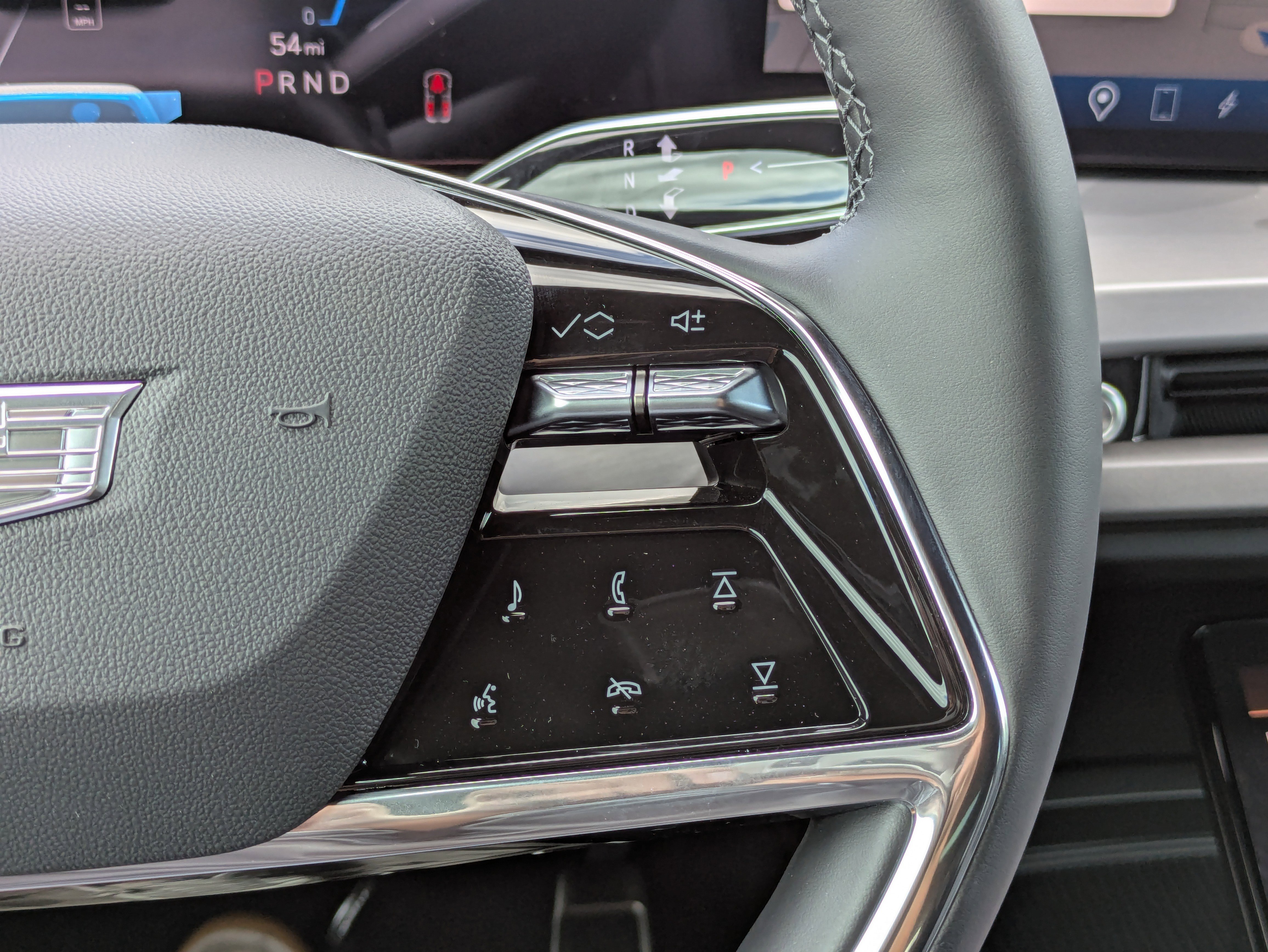 New 2026 Cadillac Vistiq Luxury w/ LPO, Floor Liner Package image 18