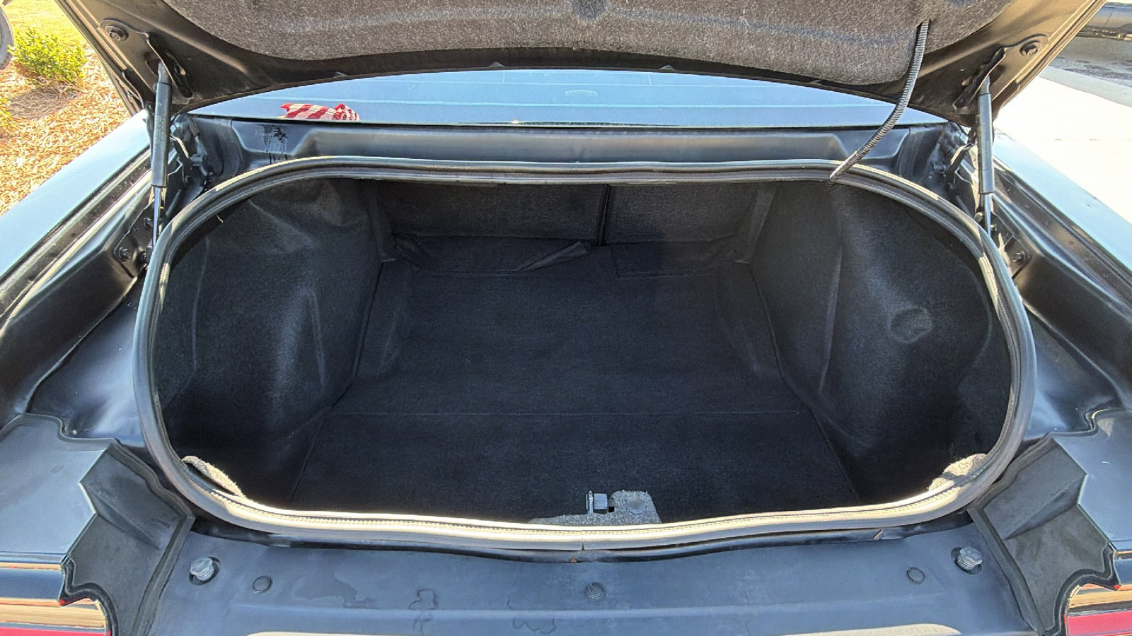 Used 2019 Dodge Challenger SXT image 13