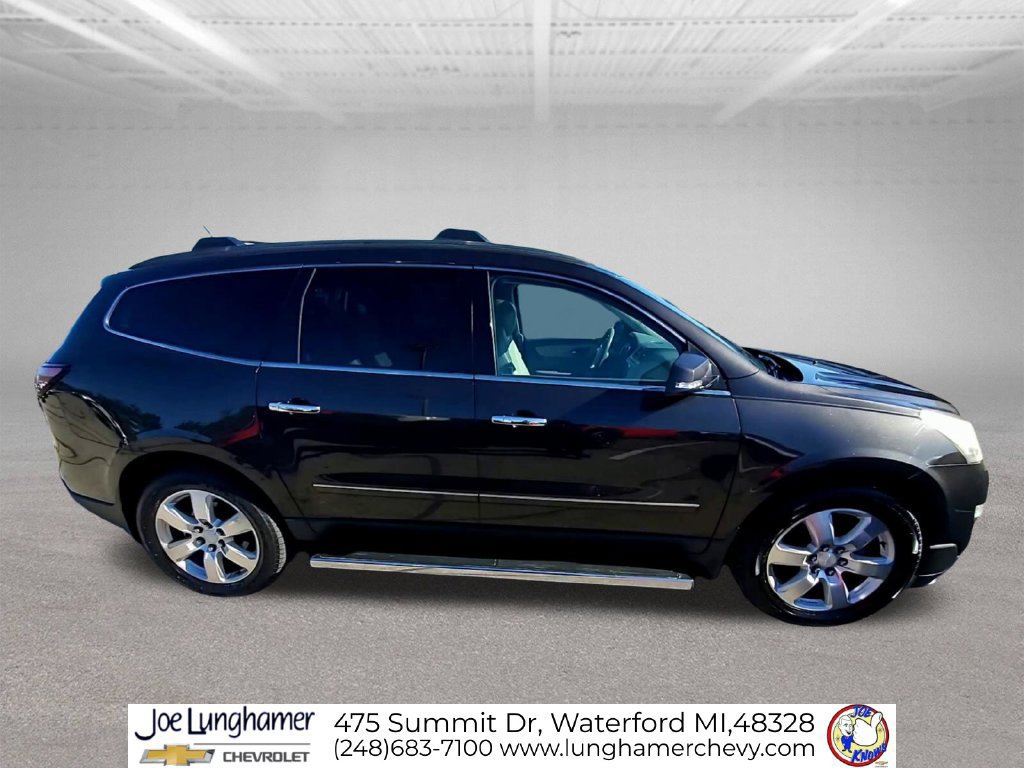 Used 2017 Chevrolet Traverse Premier w/ LPO, 'HIT The Road' Package AWD/4WD image 10