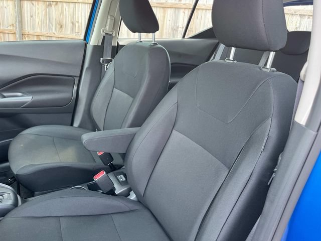 New 2025 Nissan Kicks Play S FWD image 22