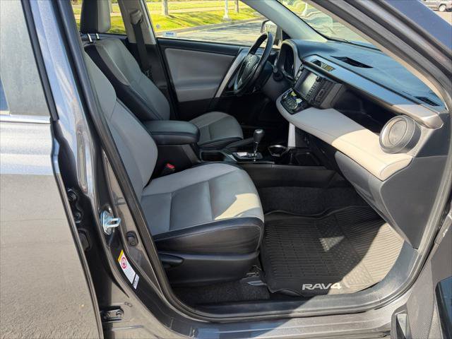 Certified 2018 Toyota RAV4 Limited w/ Advanced Technology Package AWD/4WD image 33