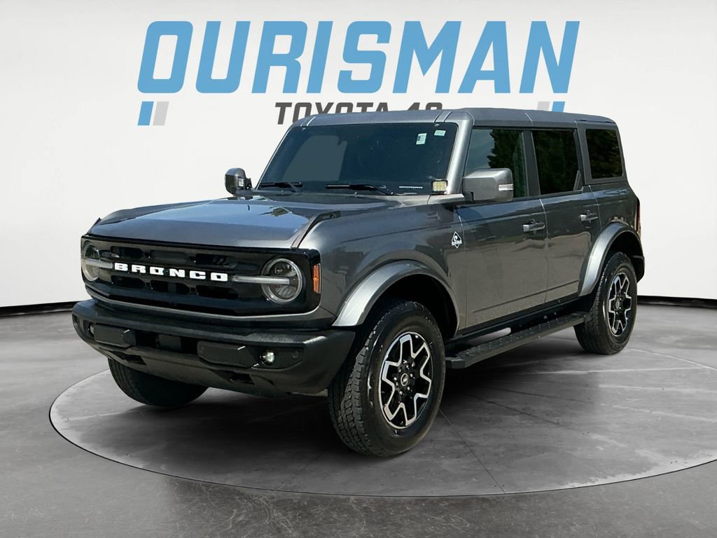 Used 2024 Ford Bronco Outer Banks image 3