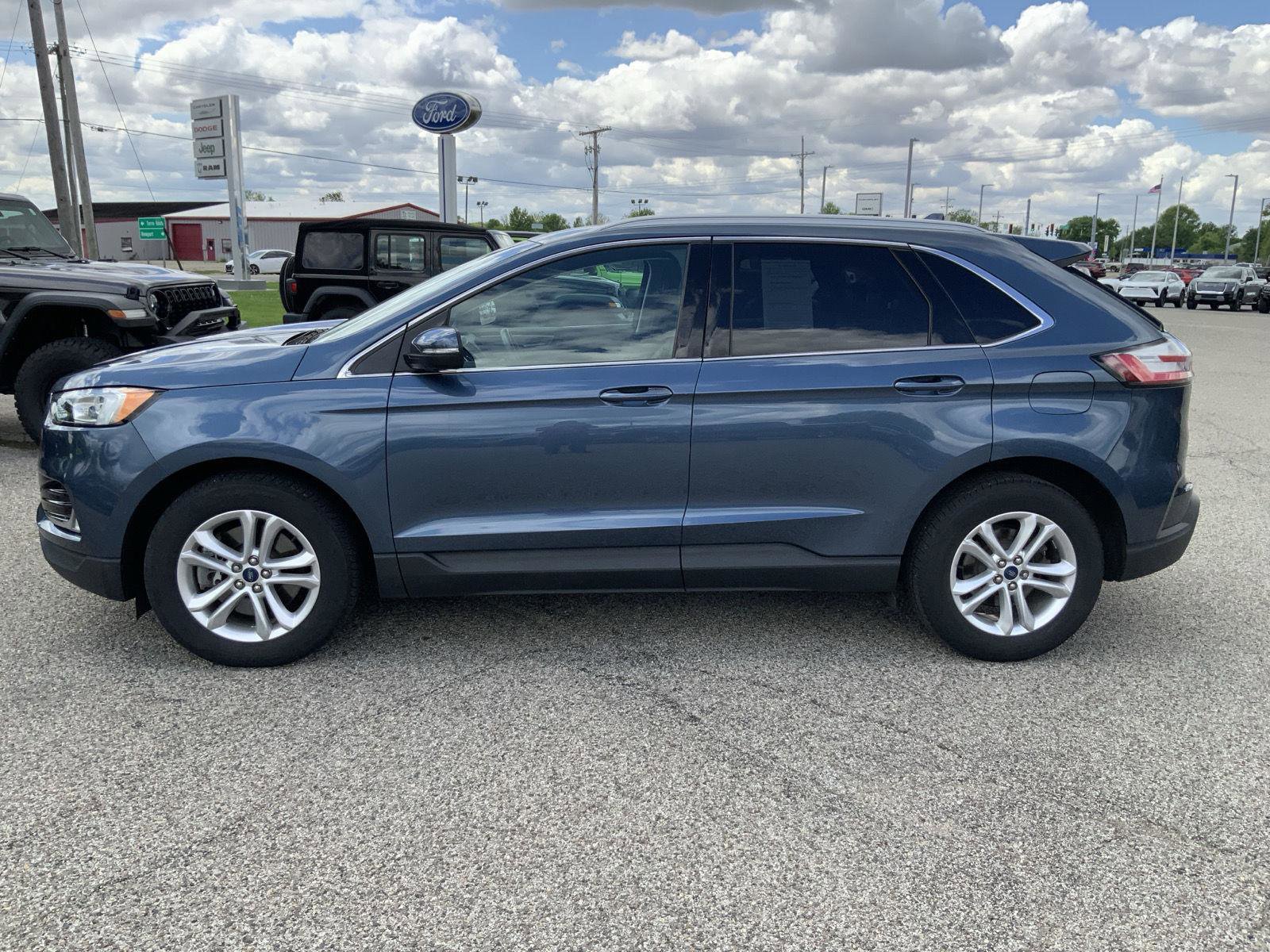 Used 2019 Ford Edge SEL w/ Equipment Group 201A AWD/4WD image 7