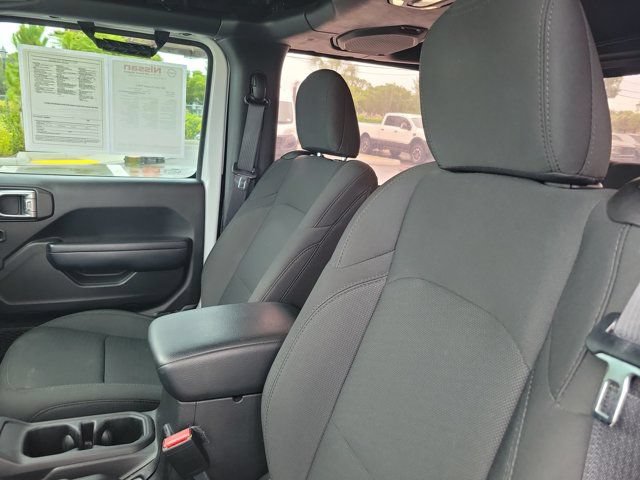 Used 2021 Jeep Wrangler Sport AWD/4WD image 15