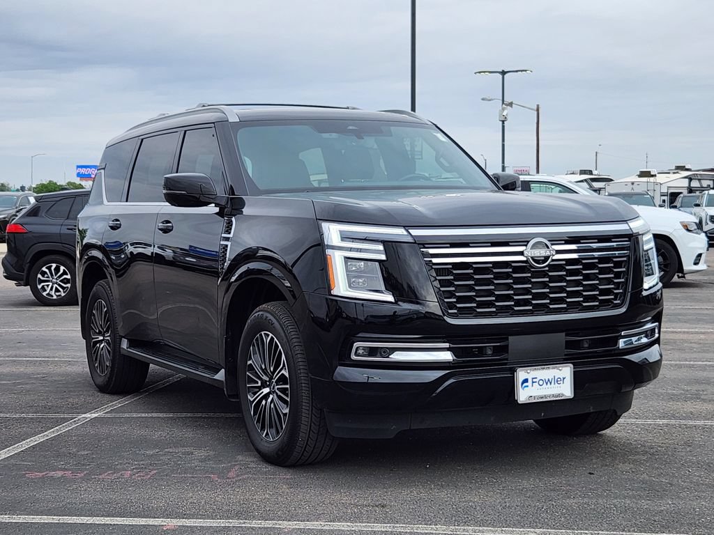 Used 2025 Nissan Armada Platinum AWD/4WD image 3