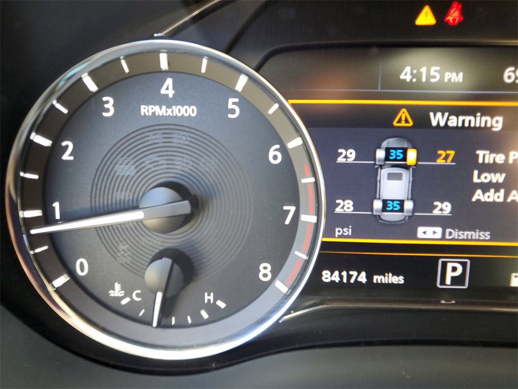 Used 2022 INFINITI QX80 Luxe w/ Cargo Package image 32