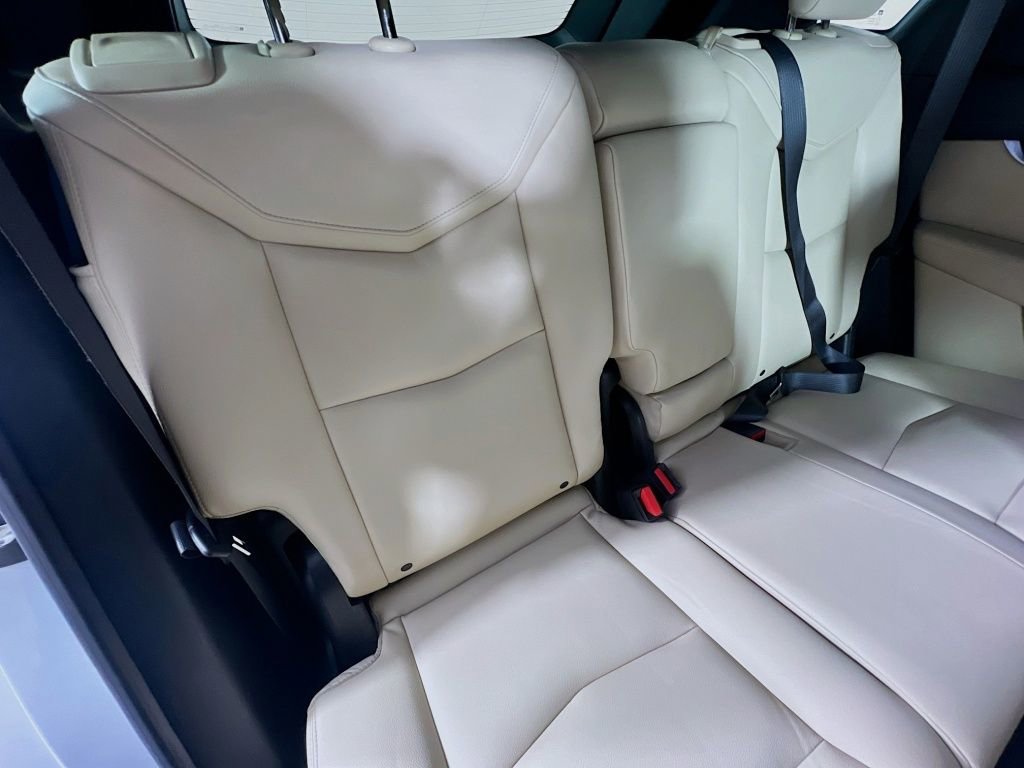 Used 2017 Cadillac XT5 FWD image 25