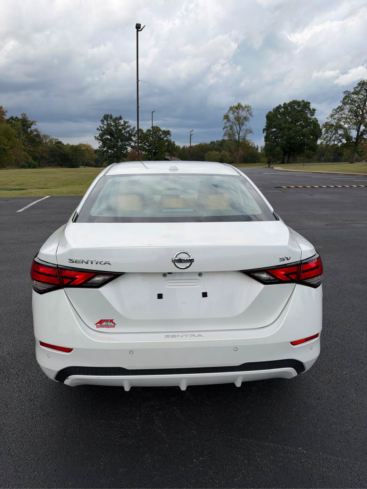 Used 2021 Nissan Sentra SV w/ SV Premium Package FWD image 8