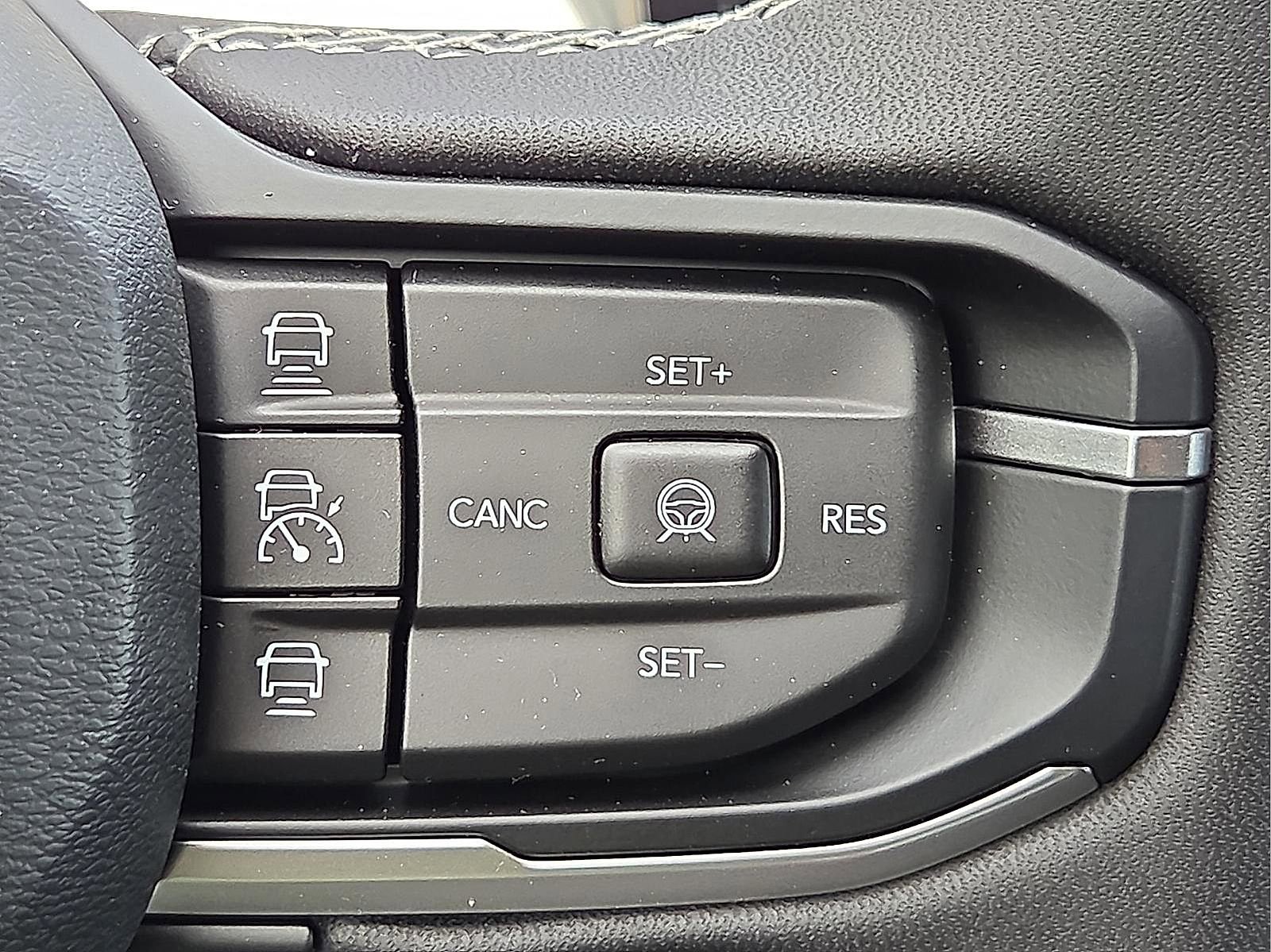 New 2026 Jeep Cherokee Laredo AWD/4WD image 20