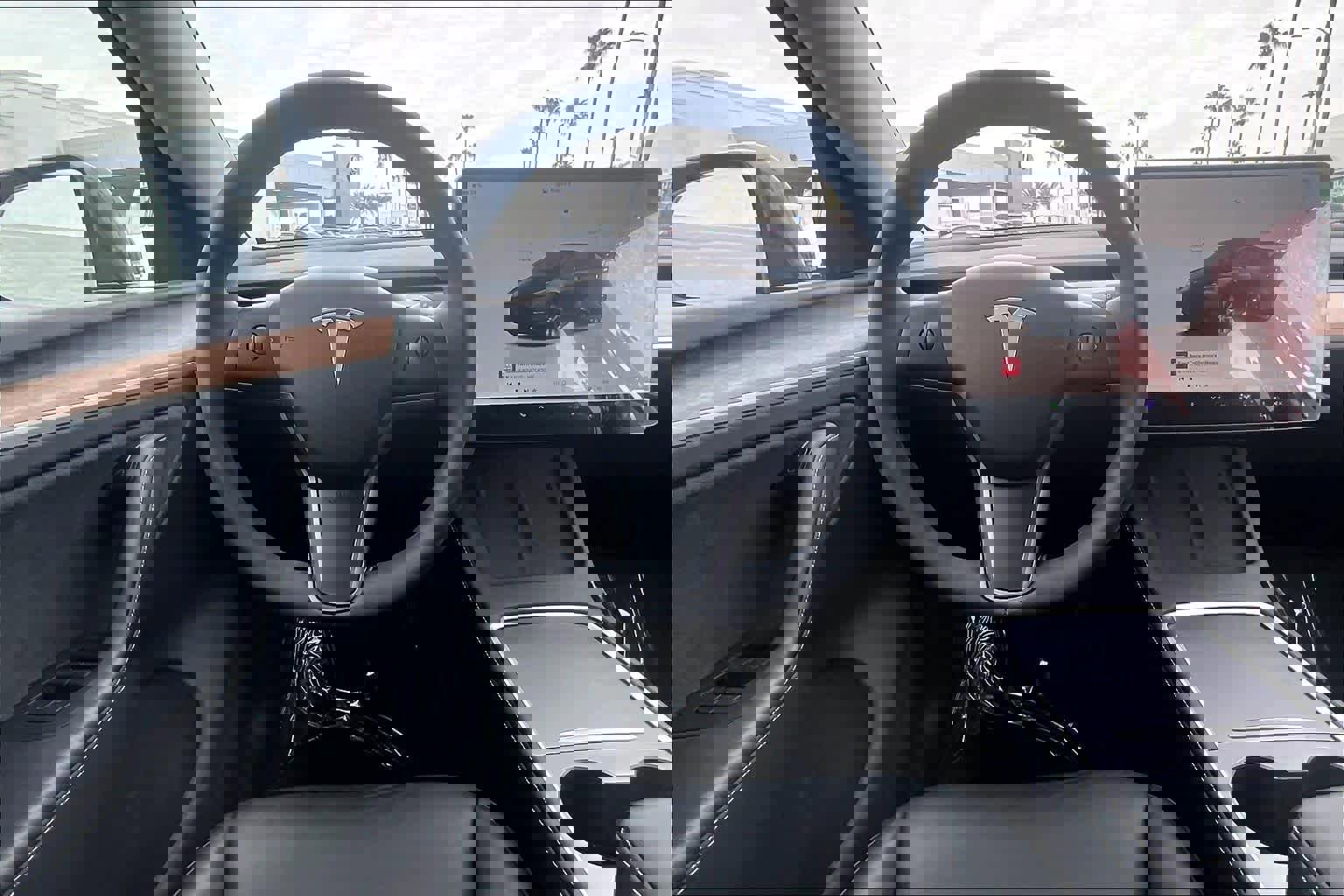 Used 2024 Tesla Model Y Long Range image 5