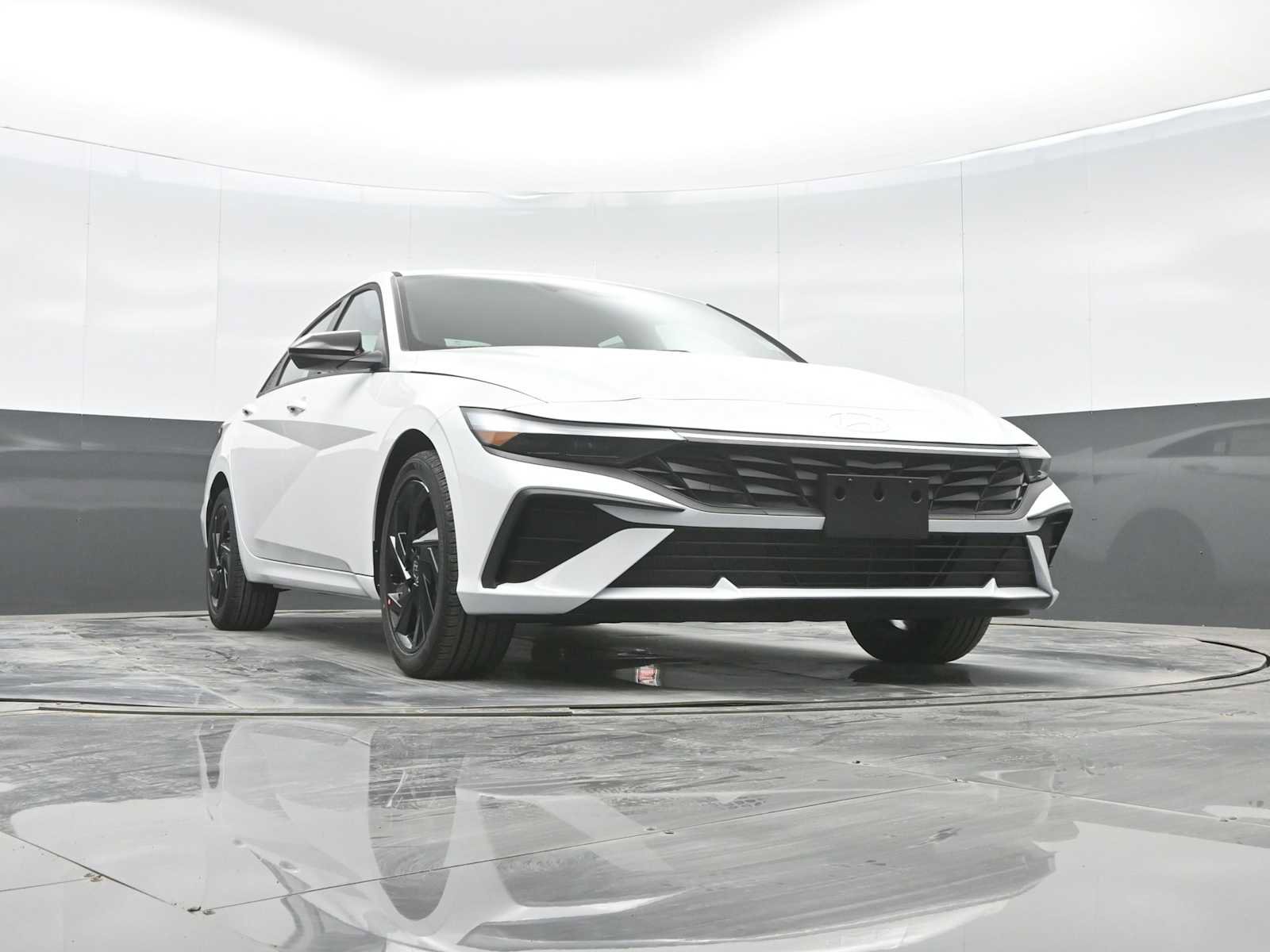 New 2026 Hyundai Elantra Sport w/ Cargo Package image 31