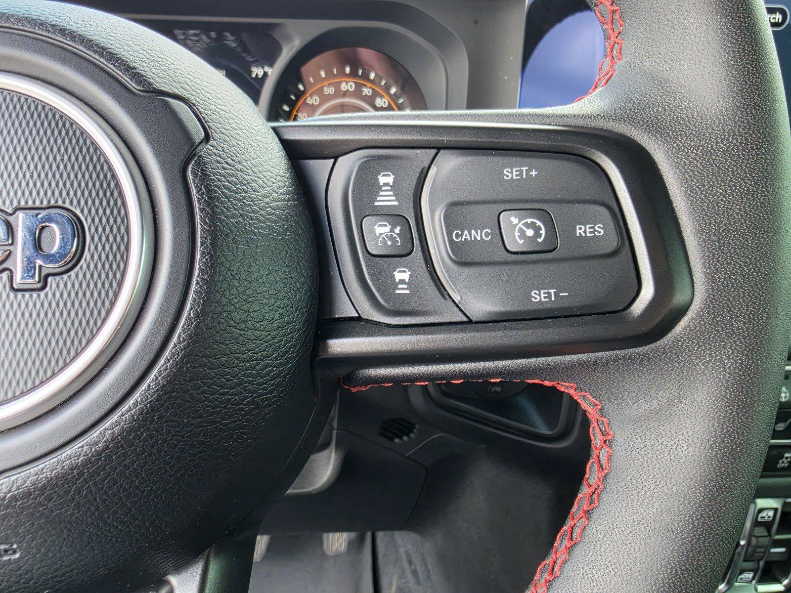 Used 2024 Jeep Wrangler Unlimited Rubicon AWD/4WD image 29