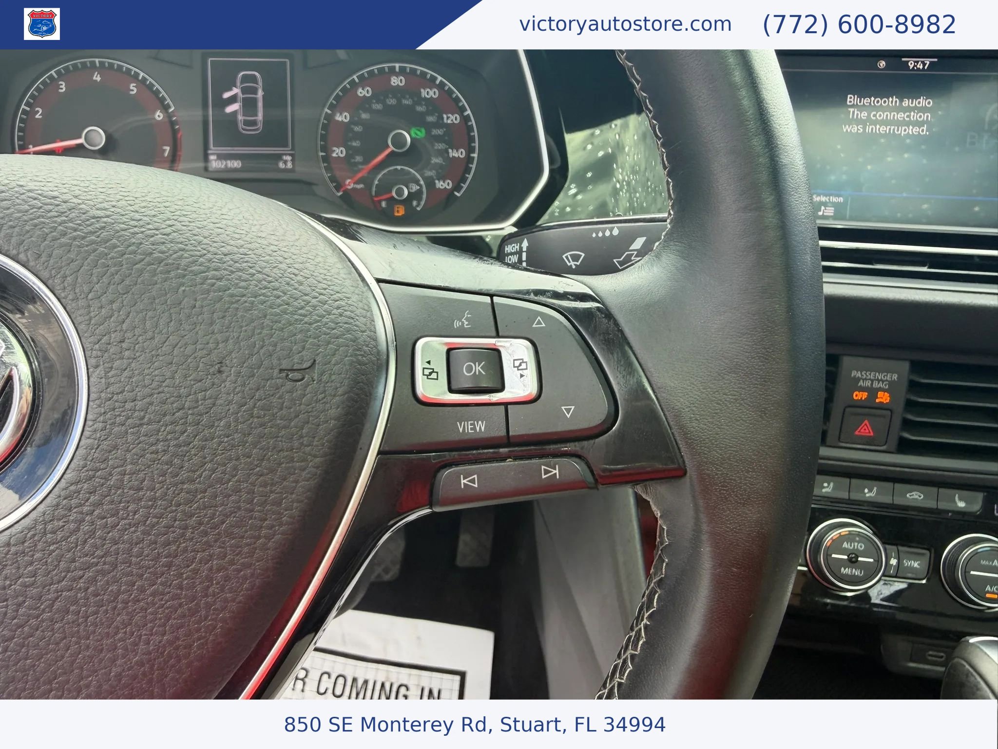 Used 2020 Volkswagen Jetta R-Line w/ R-Line Cold Weather Package FWD image 32