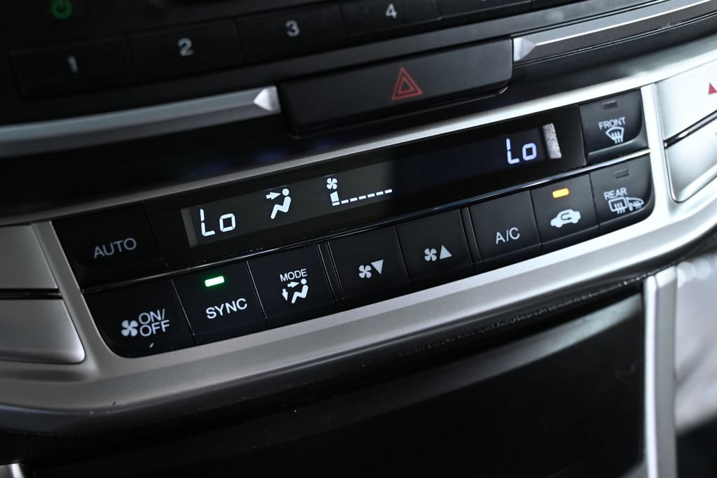 Used 2013 Honda Accord EX image 16