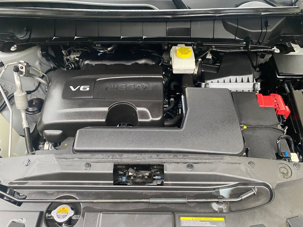 Used 2022 Nissan Pathfinder Platinum image 24