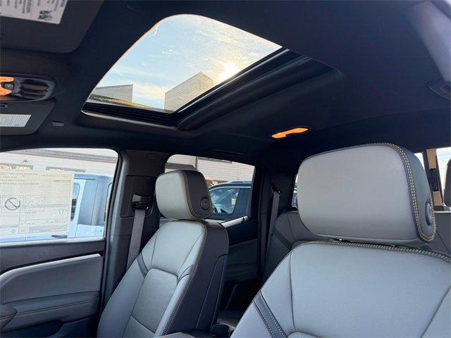 New 2026 Chevrolet Colorado ZR2 w/ Off-Road Front Bumper Package image 29