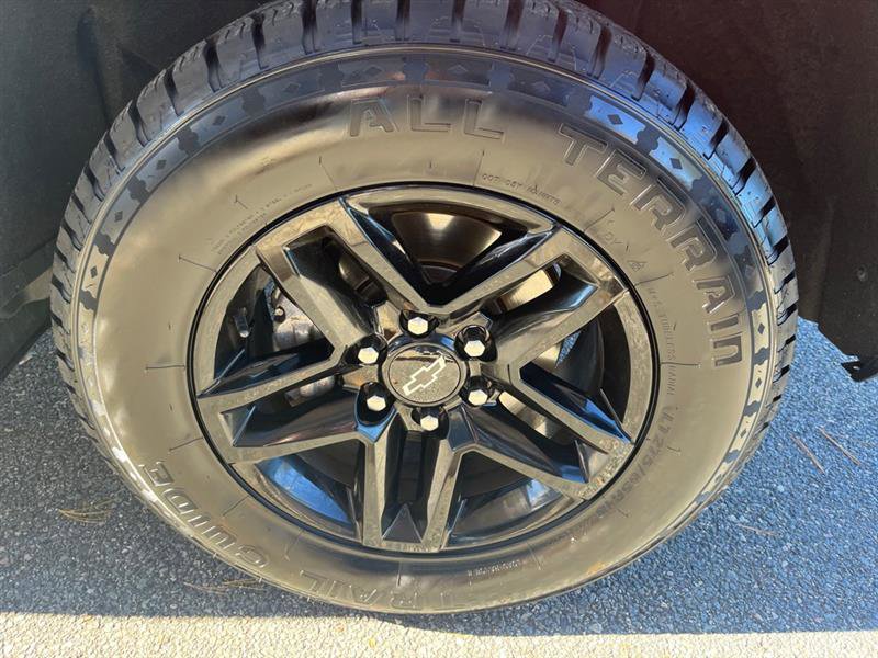 Used 2021 Chevrolet Silverado 1500 Custom Trail Boss image 9