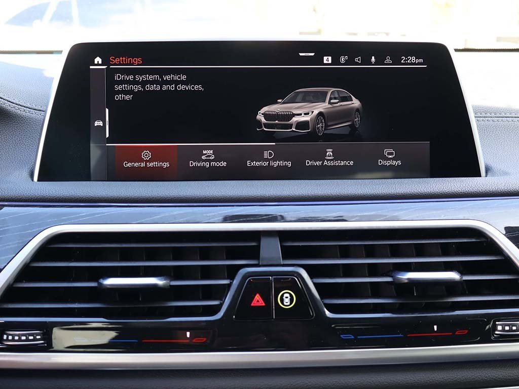 Used 2022 BMW 740i w/ M Sport Package image 55