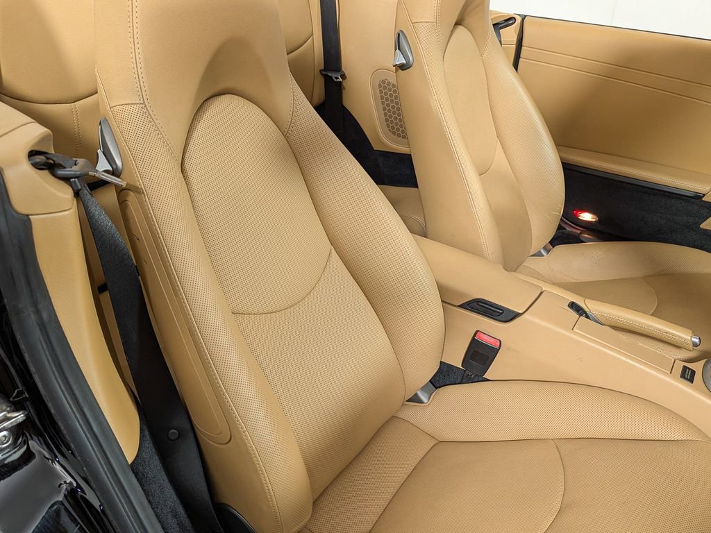 Used 2011 Porsche 911 Carrera RWD image 27