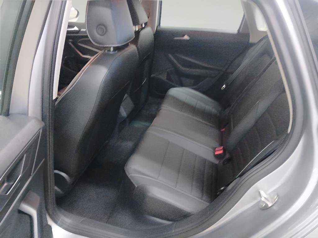 Used 2024 Volkswagen Jetta SE FWD image 20