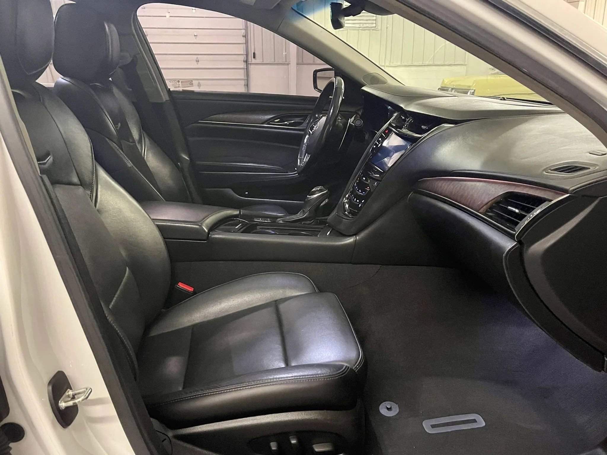 Used 2017 Cadillac CTS Luxury RWD image 18