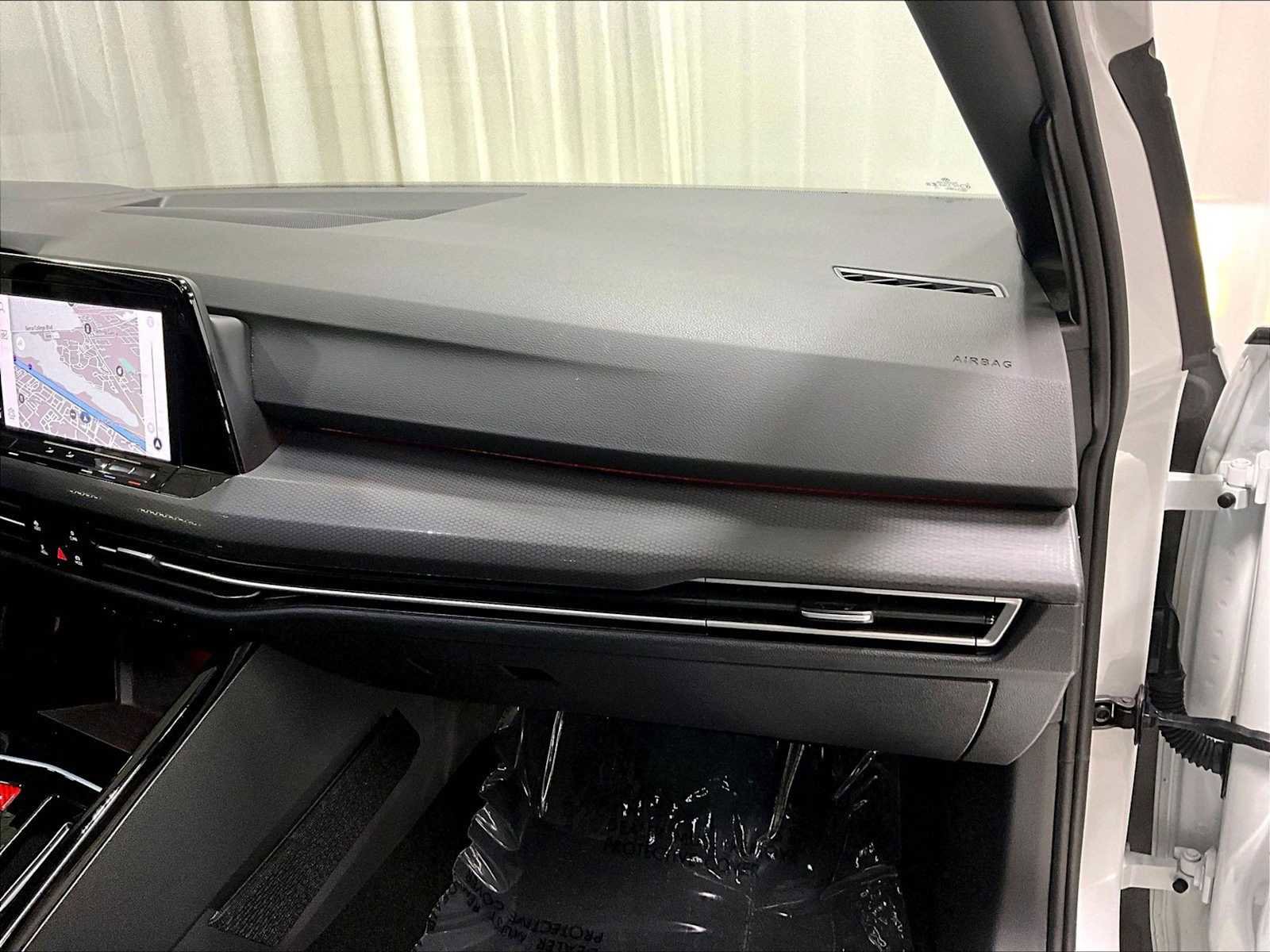 Used 2024 Volkswagen GTI Autobahn image 28