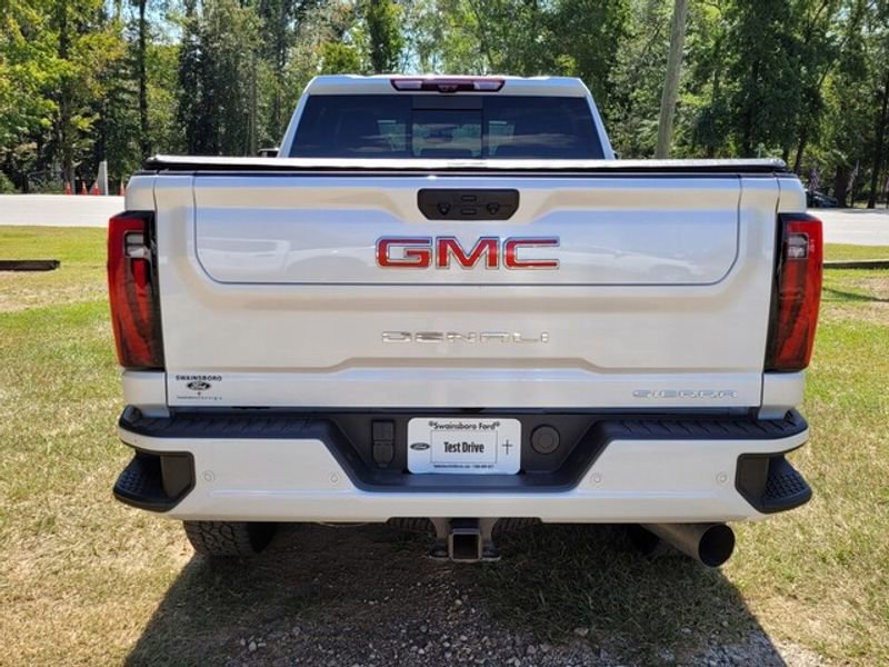 Used 2024 GMC Sierra 2500 Denali w/ Denali Reserve Package image 10
