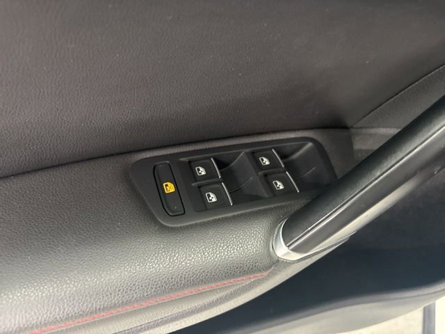 Used 2017 Volkswagen GTI Autobahn image 18