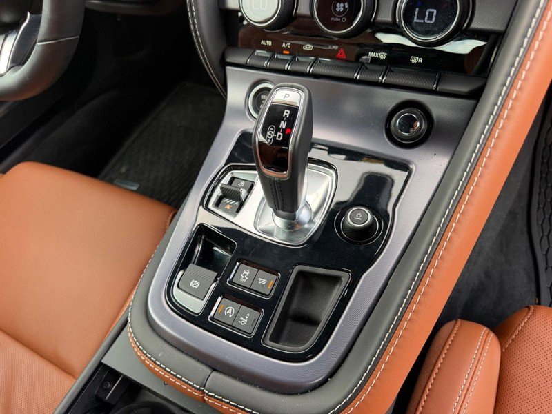 Used 2022 Jaguar F-TYPE Coupe RWD image 15