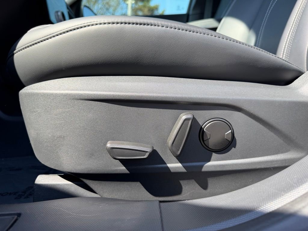 Used 2023 Ford Mustang Mach-E Select w/ Comfort Package Lite RWD image 11