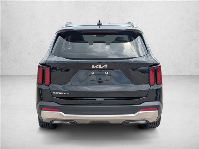 Used 2024 Kia Sorento S w/ Panoramic Sunroof Package FWD image 6