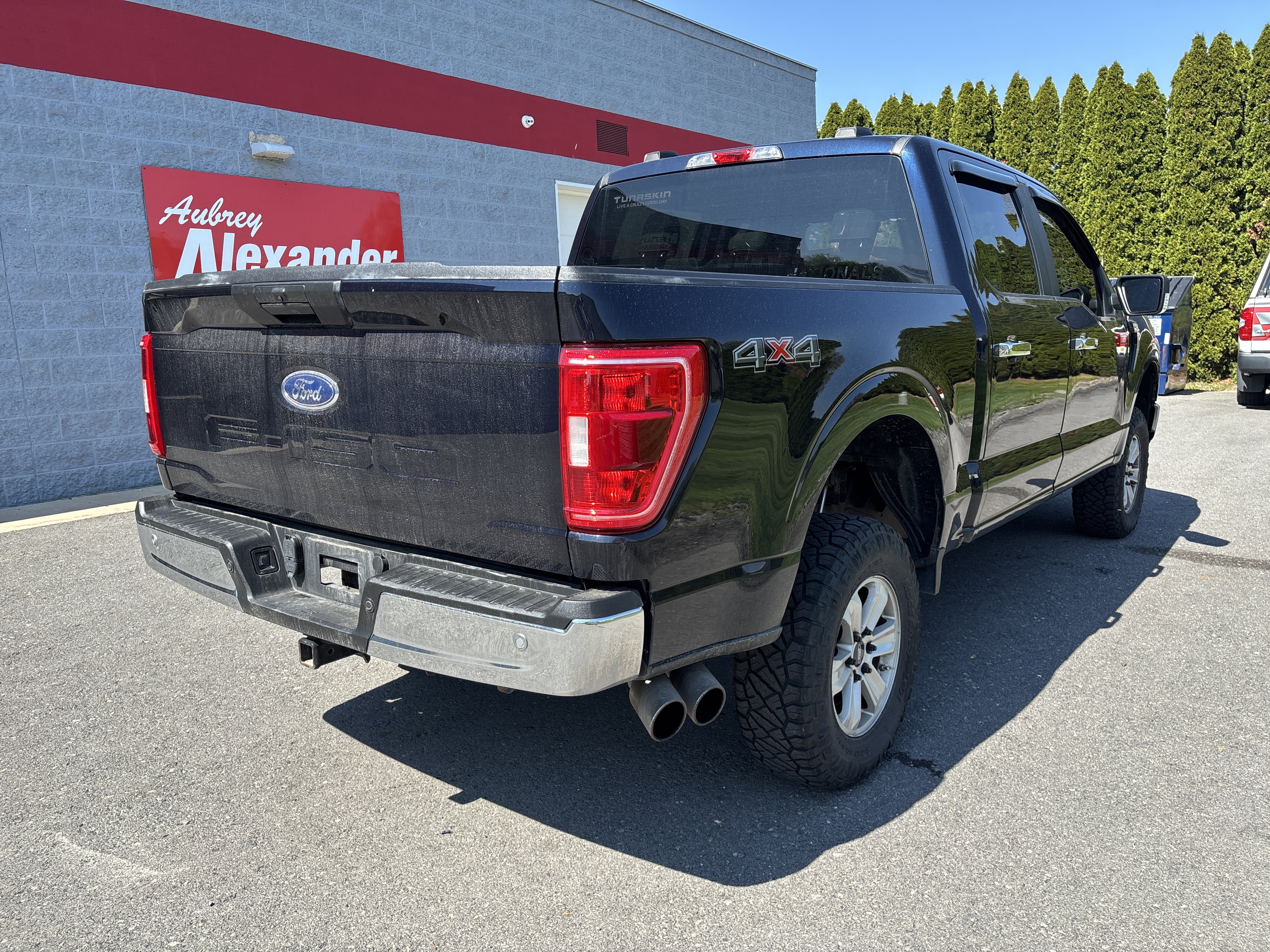 Used 2021 Ford F150 XLT AWD/4WD image 3