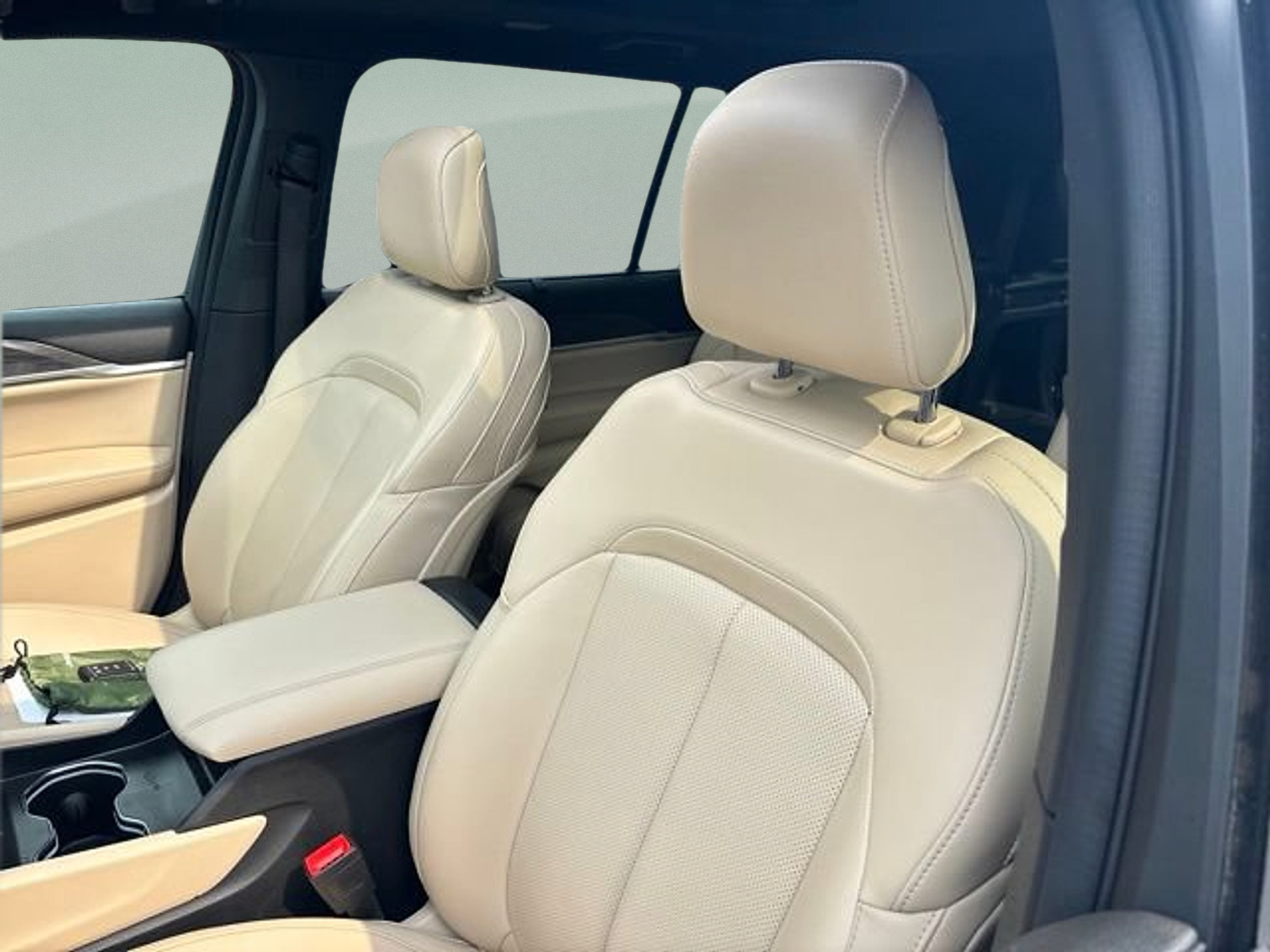 Used 2024 Jeep Grand Cherokee L Limited w/ Luxury Tech Group II AWD/4WD image 11