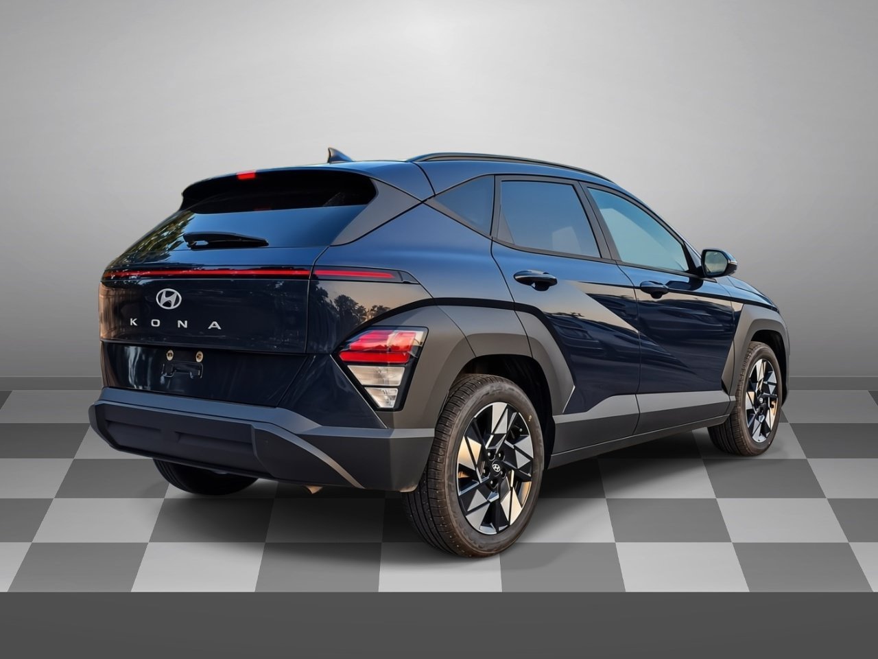 Used 2024 Hyundai Kona SEL FWD image 6