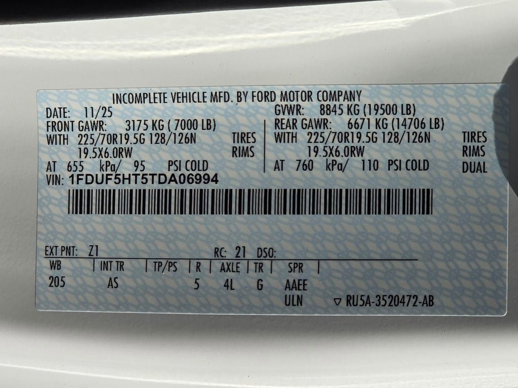 New 2026 Ford F550 4x4 Regular Cab Super Duty image 28