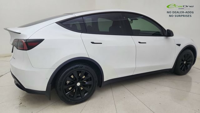 Used 2022 Tesla Model Y Long Range AWD/4WD image 6