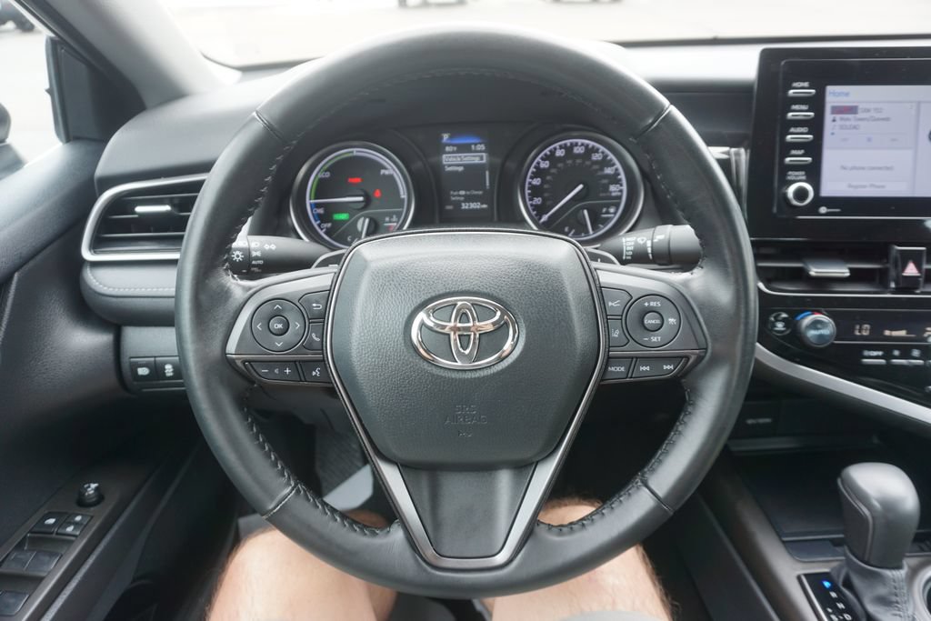 Certified 2024 Toyota Camry SE FWD image 3