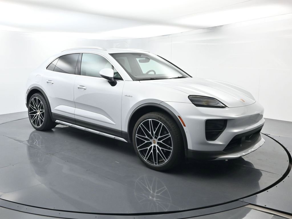Certified 2024 Porsche Macan 4 Electric image 17
