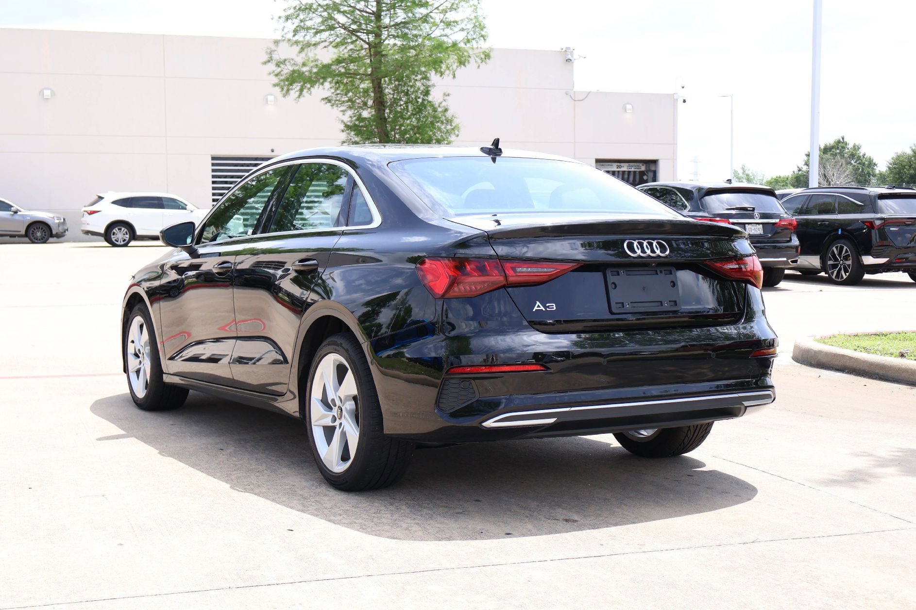 Used 2023 Audi A3 2.0T Premium FWD image 4