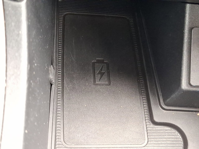 Used 2021 Ford Edge SEL w/ Convenience Package image 26