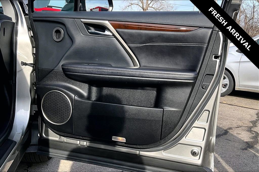 Used 2019 Lexus RX 350 AWD w/ Navigation Package image 27