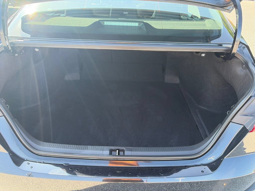 Used 2025 Toyota Camry SE FWD image 22