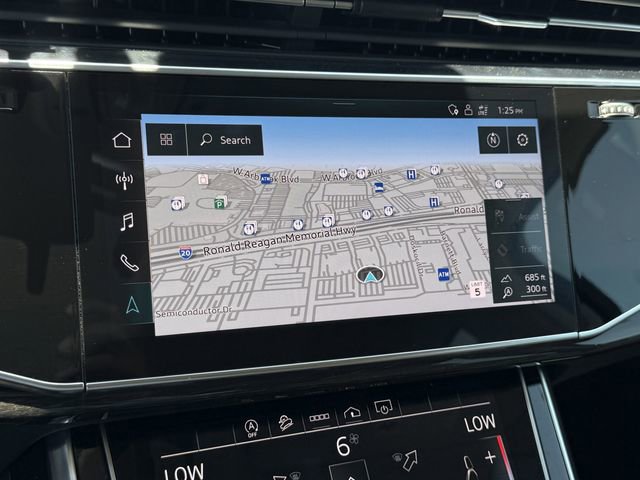 Used 2023 Audi Q7 3.0T Premium w/ Convenience Package AWD/4WD image 18