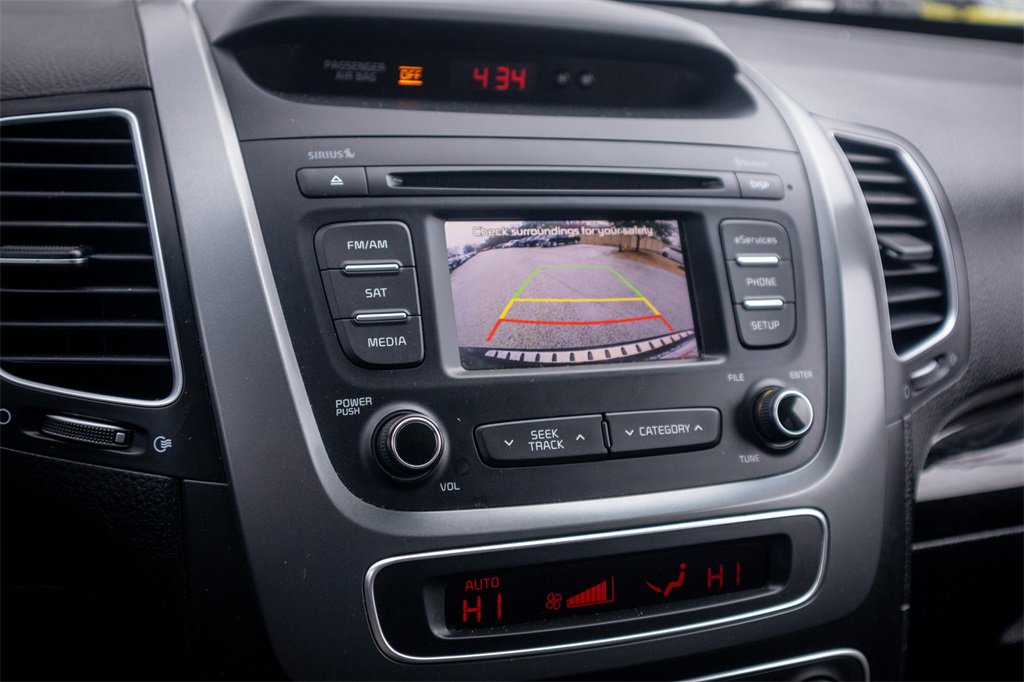 Used 2015 Kia Sorento EX image 18